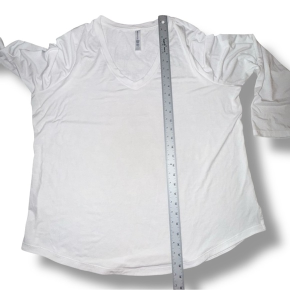 ATHLETA Essential V-Neck Long-Sleeve Top - White 1X - Picture 12 of 15